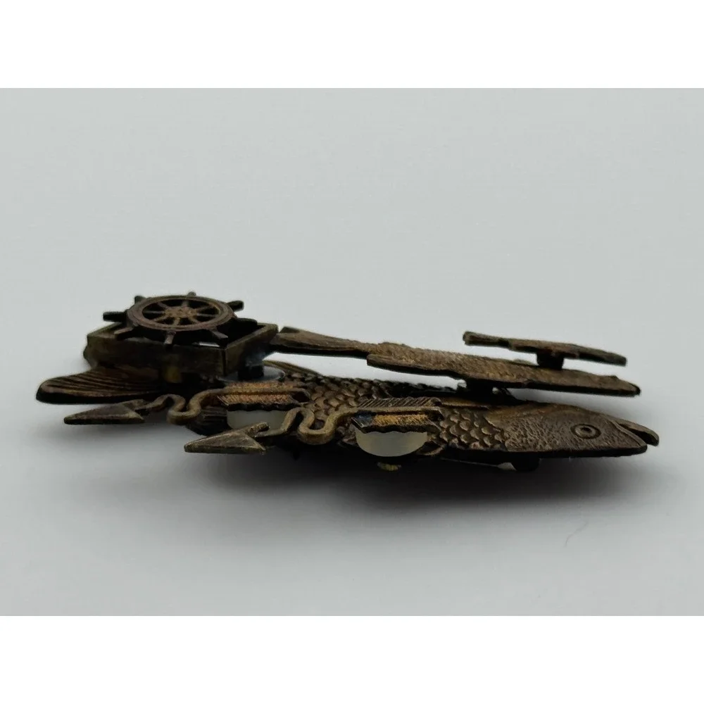 Vintage Modernist Artisan Fish Brooch‎ Pin Unsigned
